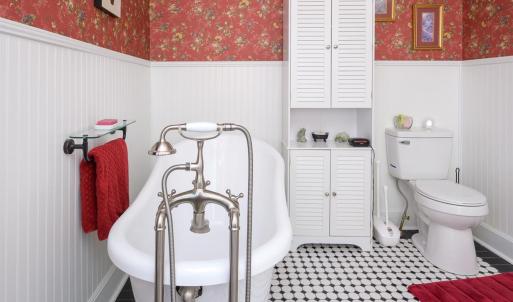 Photo #50 of 1002 Broad Street, Altavista, VA 0.3 acres