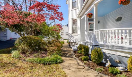 Photo #56 of 1002 Broad Street, Altavista, VA 0.3 acres