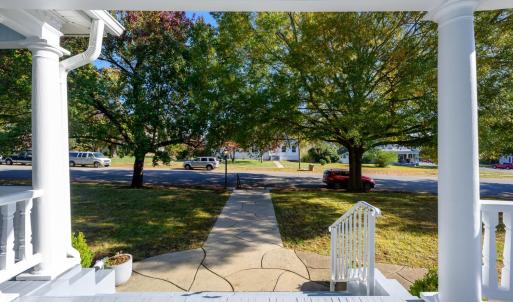 Photo #7 of 1002 Broad Street, Altavista, VA 0.3 acres