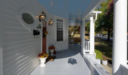 Photo #5 of 1002 Broad Street, Altavista, VA 0.3 acres