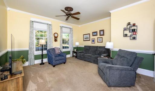 Photo #16 of 1002 Broad Street, Altavista, VA 0.3 acres