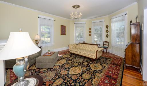 Photo #12 of 1002 Broad Street, Altavista, VA 0.3 acres