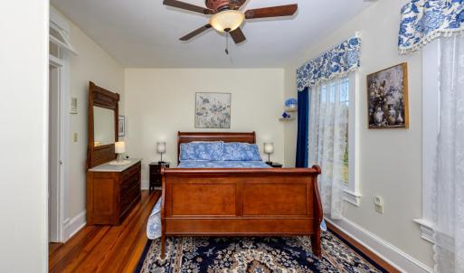 Photo #41 of 1002 Broad Street, Altavista, VA 0.3 acres