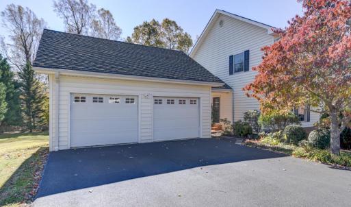 Photo #43 of 193 Fernridge Court, Madison Heights, VA 0.7 acres