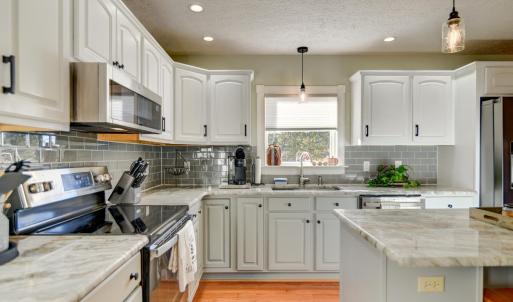 Photo #15 of 193 Fernridge Court, Madison Heights, VA 0.7 acres