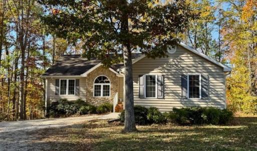 Photo #2 of 1351 Purdum Mill Road, Appomattox, VA 1.0 acres