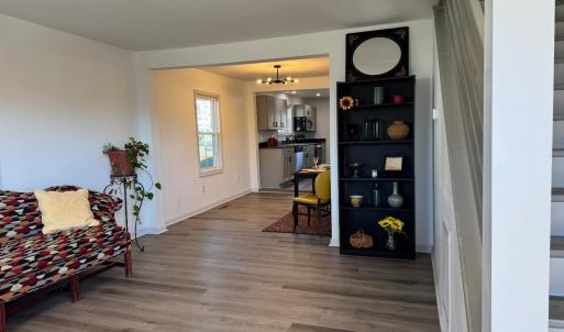 42' of bright opened up space from front to back (if you could have seen it before!!!! From Front door through to the kitchen