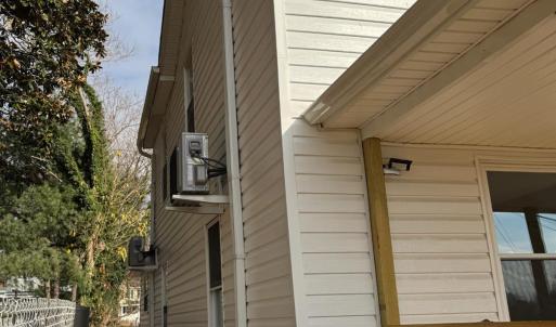 Major reconstruction was done on the Foundation on this side, retaining wall added. Minisplits in the 2 upper bedrooms