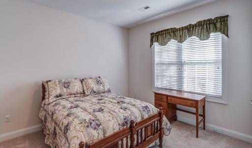 Spacious 2nd bedroom