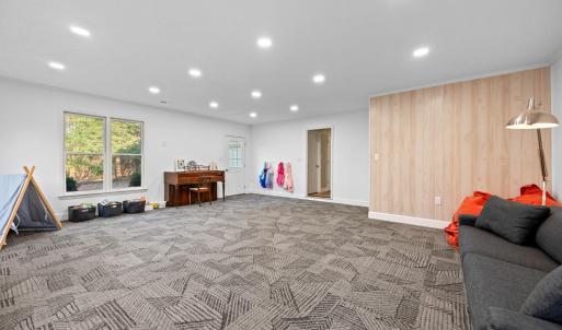 Photo #43 of 405 Meadowridge Drive, Lynchburg, VA 3.8 acres