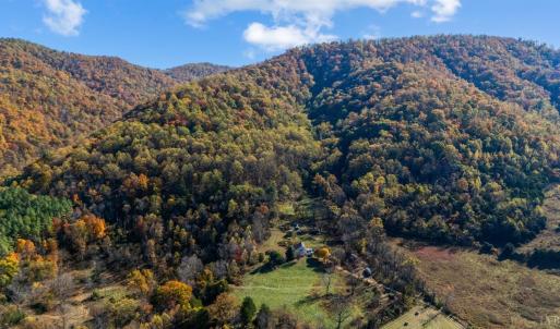 Photo #38 of 2728 E Branch Loop, Roseland, VA 101.6 acres