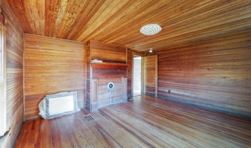 2nd floor bedroom
