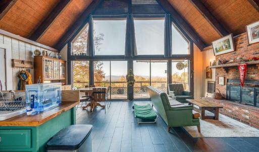 Photo #4 of 819 Cresthill Road, Lynchburg, VA 5.4 acres