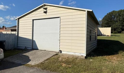 Photo #5 of 1111 Stratford Drive, Bedford, VA 1.4 acres