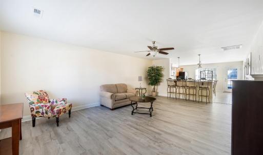 Photo #4 of 122 Colonnade Street, Lynchburg, VA 0.1 acres