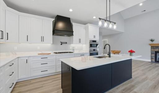 Photo #32 of 172 Lakewatch Circle, Moneta, VA 0.7 acres