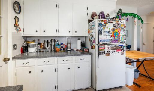 Photo #7 of 423 Woodland Cir, Lynchburg, VA 0.5 acres