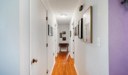 Photo #8 of 423 Woodland Cir, Lynchburg, VA 0.5 acres