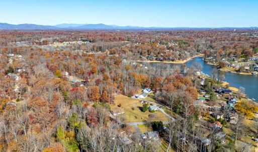 Photo #35 of 2120 Timberlake Drive, Lynchburg, VA 0.4 acres