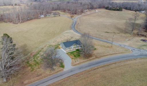 Photo #32 of 677 Piney Mountain Road, Appomattox, VA 1.0 acres