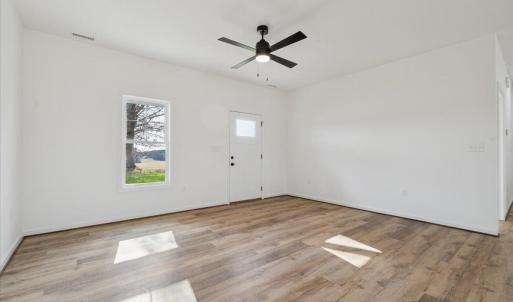 Photo #8 of 677 Piney Mountain Road, Appomattox, VA 1.0 acres