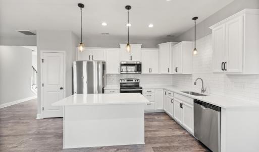 Photo #12 of 1240 Lindenshire Drive, Forest, VA 0.1 acres