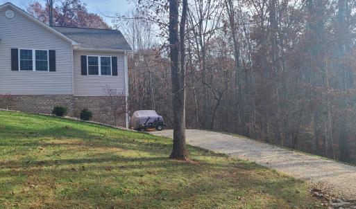 Photo #5 of 1231 Little Bear Lane, Spout Spring, VA 1.1 acres