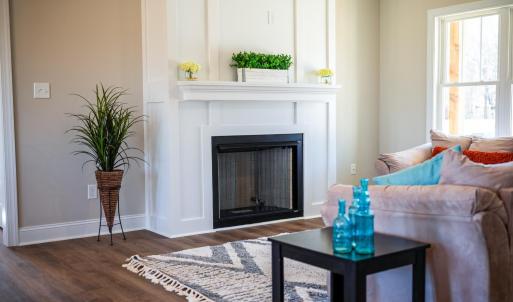 Photo #5 of 10510 Leesville Road, Lynch Station, VA 1.2 acres