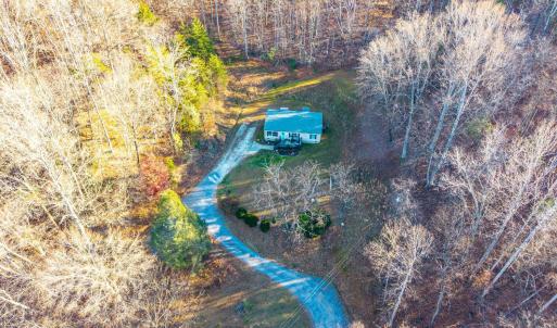 Photo #2 of 287 Castle Creek Lane, Roseland, VA 6.0 acres