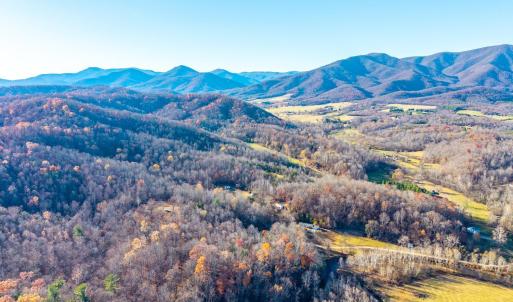 Photo #3 of 287 Castle Creek Lane, Roseland, VA 6.0 acres