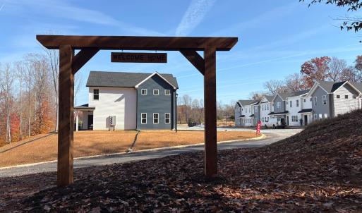 Photo #13 of 110 Aaron Place, Lynchburg, VA 0.1 acres