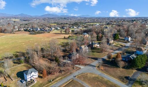 Photo #16 of 1083 High Grove Lane, Forest, VA 0.5 acres