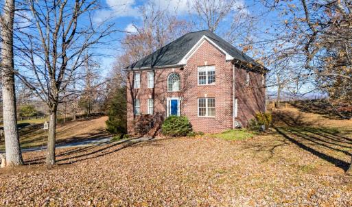 Photo #2 of 1083 High Grove Lane, Forest, VA 0.5 acres