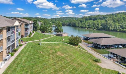 The HOA maintains beautiful landscaping year round!