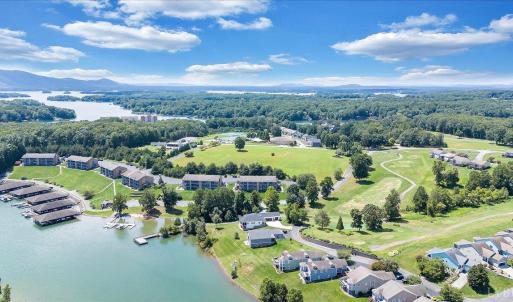 Photo #35 of 1137 Mariners Way, Huddleston, VA