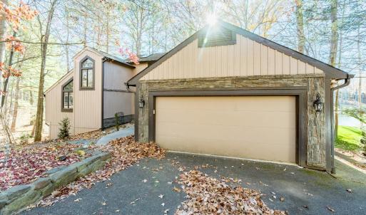 Photo #2 of 409 Lake Vista Drive, Forest, VA 1.0 acres