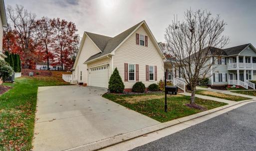 Photo #3 of 205 Wyndhurst Drive, Lynchburg, VA 0.2 acres