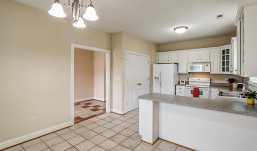 Photo #13 of 205 Wyndhurst Drive, Lynchburg, VA 0.2 acres