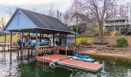 Photo #3 of 1392 Hermitage Circle, Huddleston, VA 0.8 acres