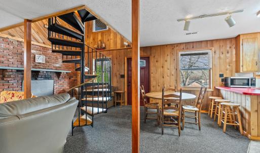 Photo #4 of 1392 Hermitage Circle, Huddleston, VA 0.8 acres