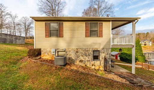 Photo #38 of 1392 Hermitage Circle, Huddleston, VA 0.8 acres
