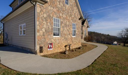 Photo #4 of 7585 Peaks Road, Bedford, VA 6.0 acres