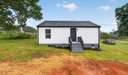 Photo #22 of 3556 Brights Road, Gretna, VA 0.4 acres