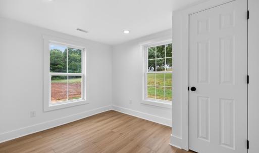 Photo #16 of 3556 Brights Road, Gretna, VA 0.4 acres