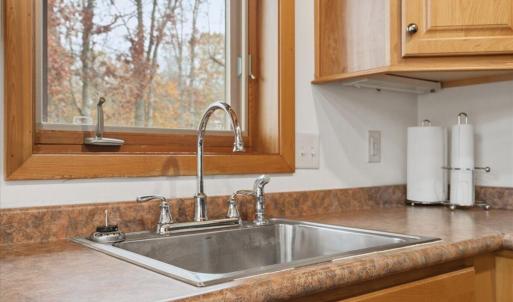 Photo #15 of 307 Meadow Point Drive, Moneta, VA 0.6 acres