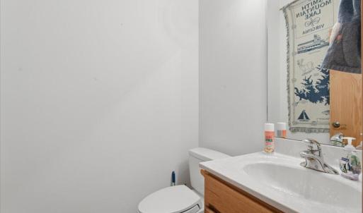 Photo #29 of 307 Meadow Point Drive, Moneta, VA 0.6 acres