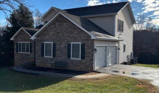 Photo #2 of 193 Stoney Creek Drive, Madison Heights, VA 1.5 acres