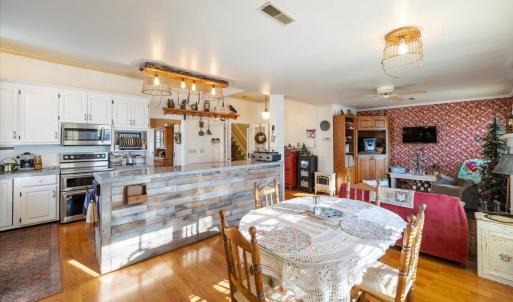 Photo #13 of 601 Henry Street, Gretna, VA 0.6 acres