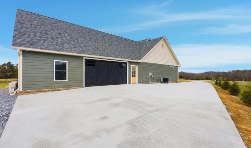 Photo #4 of 4615 Everett Road, Forest, VA 1.0 acres