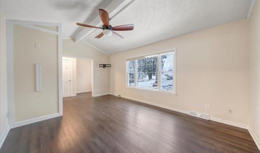 Photo #6 of 1261 Bear Creek Loop, Bedford, VA 2.1 acres